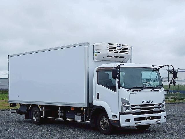 ISUZU Forward Refrigerator & Freezer Truck 2RG-FRR90T2 2022 333,650km