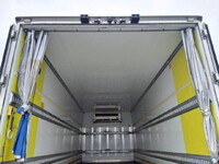 ISUZU Forward Refrigerator & Freezer Truck 2RG-FRR90T2 2022 333,650km_10