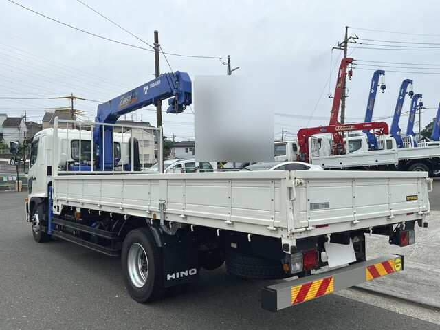 Ranger Truck (With 4 Steps Of Cranes)_2