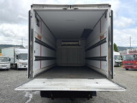 ISUZU Forward Refrigerator & Freezer Truck 2PG-FRR90T2 2022 230,205km_20