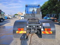 ISUZU Giga Trailer Head QDG-EXZ52BJ 2017 242,141km_5