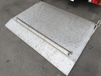 TOYOTA Dyna Aluminum Van TPG-XZU605 2017 182,000km_6