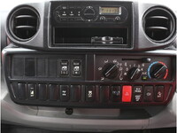 HINO Dutro Double Cab TKG-XZU685M 2017 125,186km_25
