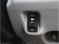 HINO Dutro Double Cab TKG-XZU685M 2017 125,186km_27