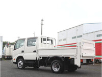 HINO Dutro Double Cab TKG-XZU685M 2017 125,186km_2