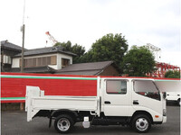 HINO Dutro Double Cab TKG-XZU685M 2017 125,186km_6
