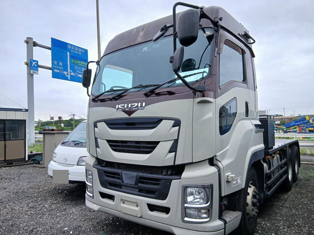 ISUZU Giga Trailer Head QDG-EXZ52BJ 2016 485,097km