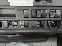 ISUZU Giga Trailer Head QDG-EXZ52BJ 2016 485,097km_26