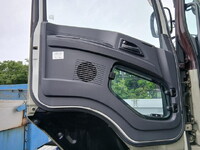 ISUZU Giga Trailer Head QDG-EXZ52BJ 2016 485,097km_30