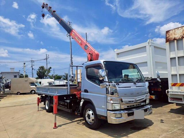 Canter Truck (With Crane)_1