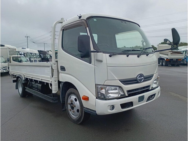HINO Dutro Flat Body TKG-XZC655M 2017 134,105km