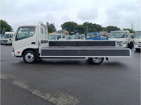 HINO Dutro Flat Body TKG-XZC655M 2017 134,105km_7