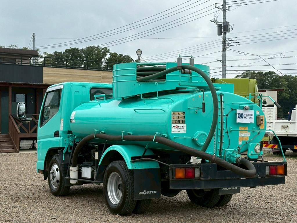 Canter Vacuum Truck_2
