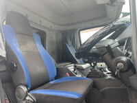 ISUZU Giga Trailer Head QKG-EXD52BD 2018 597,138km_27