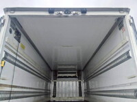 ISUZU Forward Refrigerator & Freezer Truck TKG-FRR90S2 2016 378,566km_16