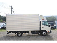 TOYOTA Dyna Aluminum Van 2RG-XZU712 2022 13,561km_8