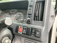 ISUZU Elf Aluminum Van TRG-NJR85AN 2018 116,933km_24