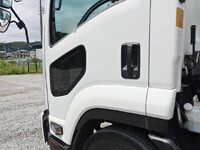 ISUZU Forward Refrigerator & Freezer Truck TKG-FRR90T2 2016 349,000km_12