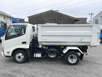 HINO Dutro Container Carrier Truck TPG-XZU605M 2017 67,800km_6