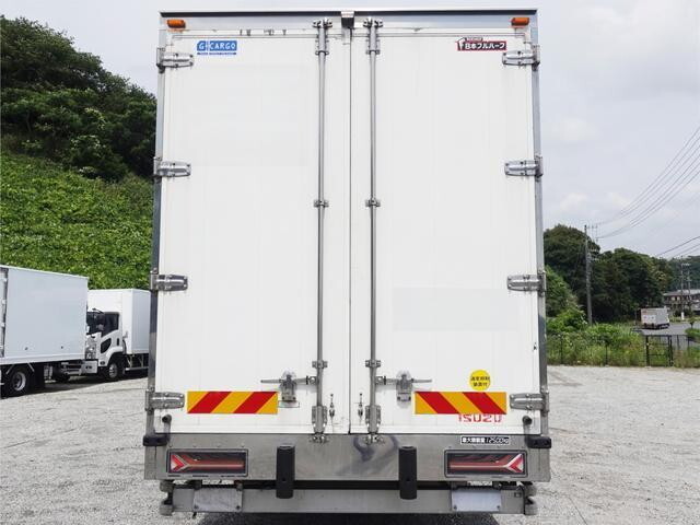 Giga Refrigerator & Freezer Wing_2