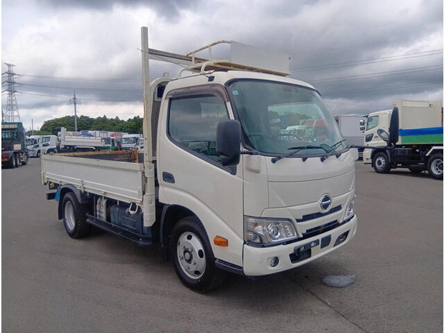 HINO Dutro Flat Body 2RG-XZU645M 2022 50,778km