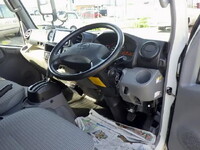 HINO Dutro Root Van TPG-XZC605Y 2018 64,000km_21