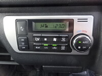 TOYOTA Hiace Bus CBF-TRH223B 2018 142,000km_38