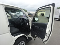 TOYOTA Hiace Refrigerator & Freezer Truck CBF-TRH200V 2019 119,000km_27