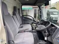 ISUZU Elf Panel Van TRG-NLR85AN 2015 147,000km_12