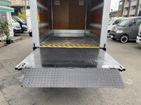 ISUZU Elf Panel Van TRG-NLR85AN 2015 147,000km_15