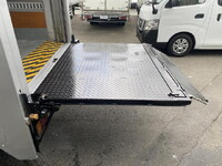 ISUZU Elf Panel Van TRG-NLR85AN 2015 147,000km_17