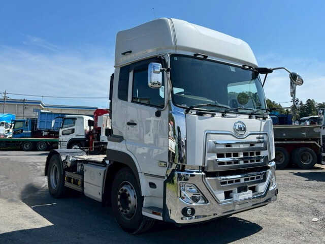 UD TRUCKS Quon Trailer Head 2PG-GK5AAB 2021 211,652km