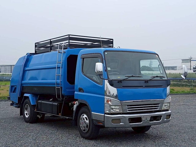 Canter Garbage Truck_1
