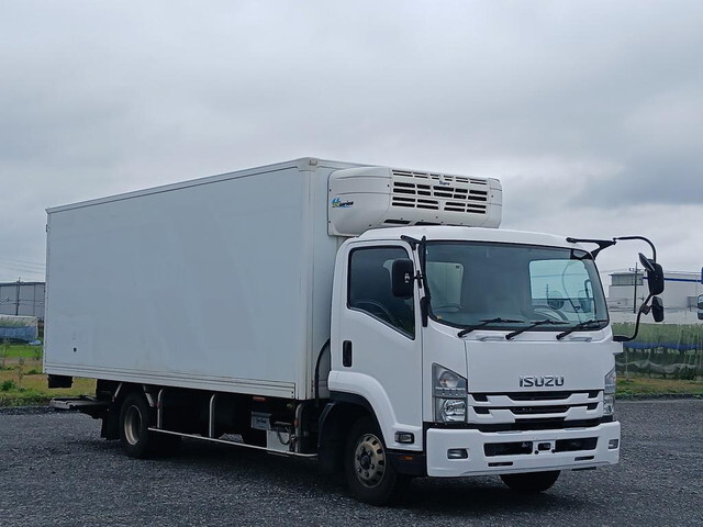 ISUZU Forward Refrigerator & Freezer Truck TKG-FRR90S2 2016 500,153km