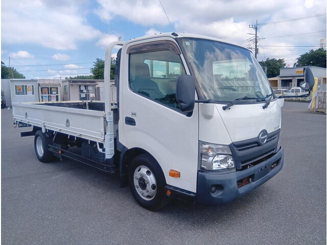 HINO Dutro Flat Body TPG-XZU712M 2017 67,969km_1