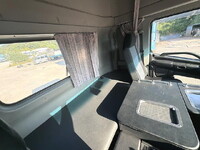 HINO Profia Trailer Head QPG-SH1EDDG 2015 775,646km_35