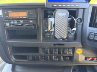 ISUZU Giga Trailer Head QKG-EXD52BD 2017 834,894km_32