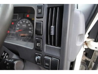 ISUZU Elf Safety Loader SKG-NPR85AN 2011 186,975km_33