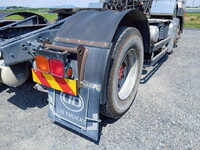 UD TRUCKS Quon Trailer Head QPG-GK5XAD 2017 594,000km_9