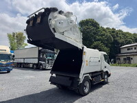 HINO Dutro Garbage Truck TPG-XZU600X 2017 168,171km_4