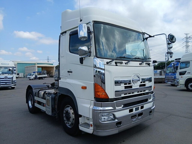 Profia Trailer Head_1