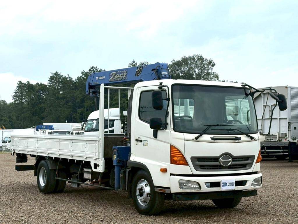 Ranger Truck (With 4 Steps Of Cranes)_1