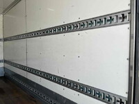 ISUZU Elf Panel Van TRG-NKR85N 2015 142,250km_11