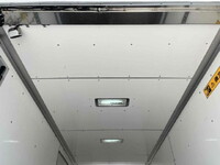 ISUZU Elf Panel Van TRG-NKR85N 2015 142,250km_12