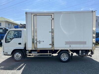 ISUZU Elf Panel Van TRG-NKR85N 2015 142,250km_3