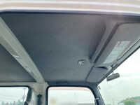ISUZU Elf Double Cab TRG-NPR85AR 2016 39,470km_24