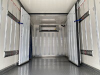 ISUZU Elf Refrigerator & Freezer Truck 2RG-NPR88AN 2020 151,382km_18
