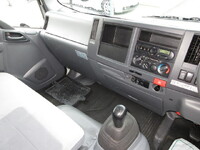 ISUZU Elf Panel Van TRG-NPR85AN 2017 182,000km_24