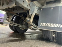 ISUZU Elf Bottle Van TRG-NJR85AN 2015 84,000km_17