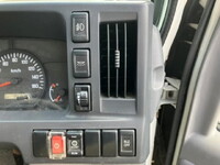 ISUZU Elf Bottle Van TRG-NJR85AN 2015 84,000km_29